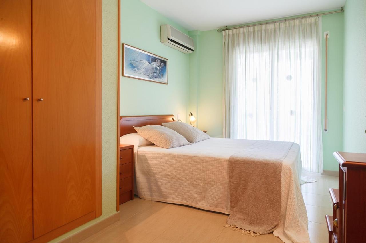 Uhc Village Park Apartments Salou Exterior foto